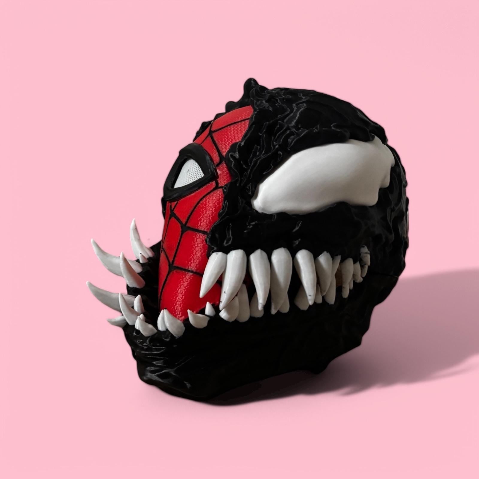 3D printed Helmet Collection - Green A 3D