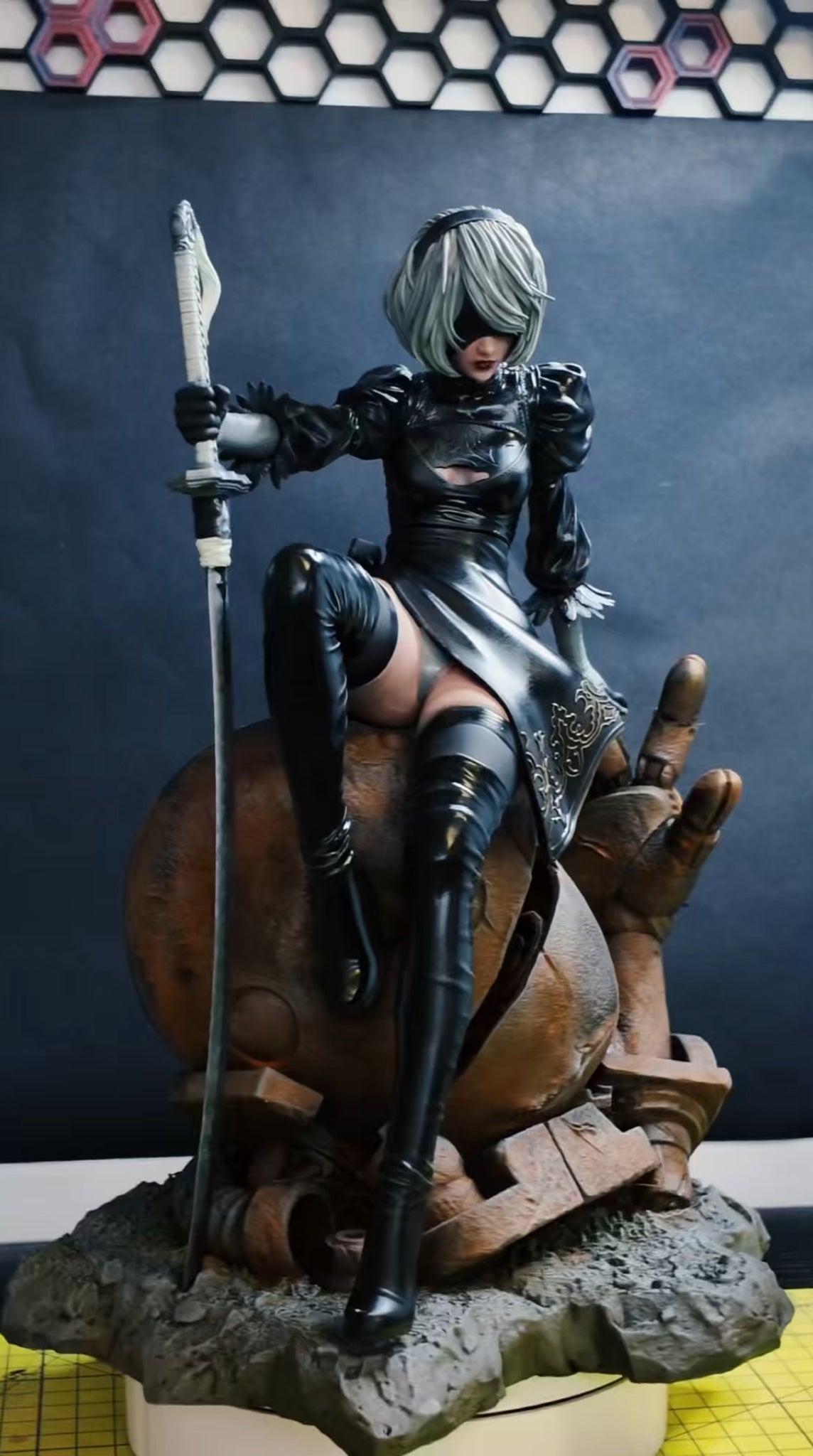 2B Nier Automata (3D Resin Printed & Hand-Painted) - Green A 3D