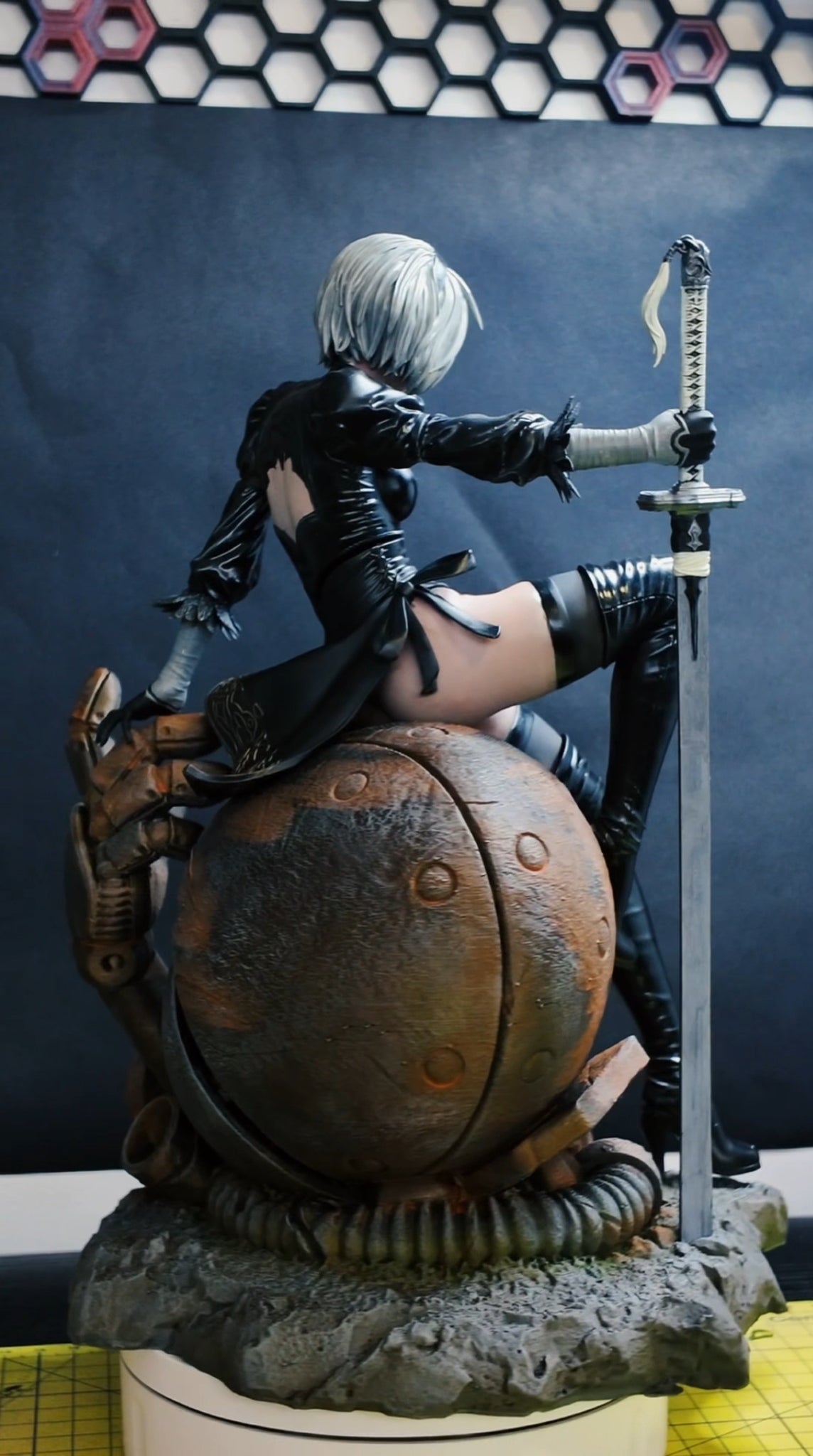 2B Nier Automata (3D Resin Printed & Hand-Painted) - Green A 3D